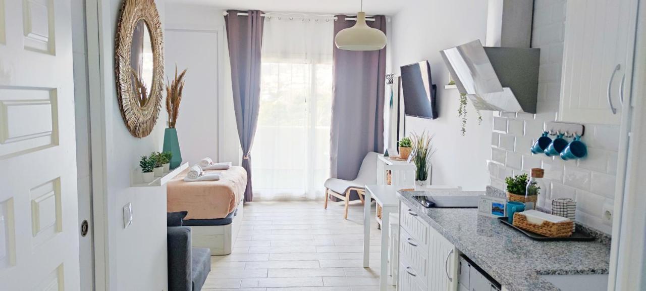 Apartamento El Estudio De La Playa Benalbeach Holidays Paradise